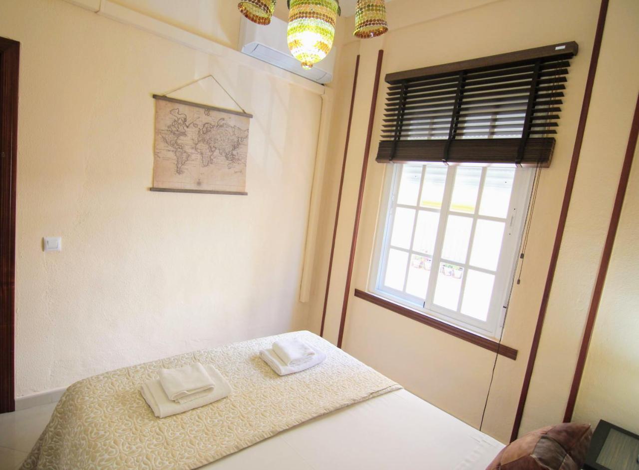 Apartamento Serafin De La Caleta Cádiz Eksteriør bilde